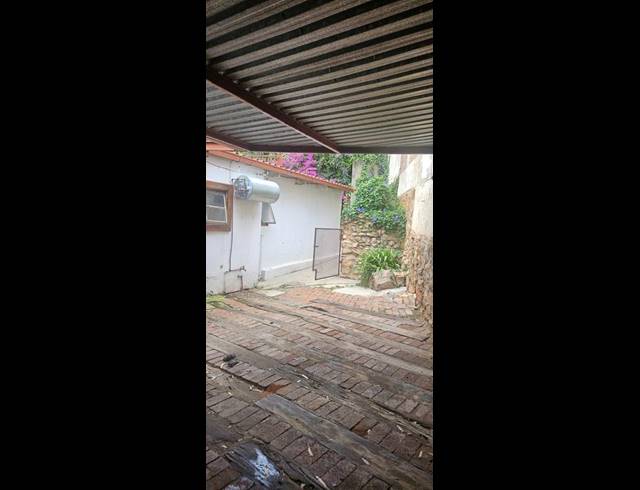 3 BEDROOM HOUSE FOR SALE IN KENSINGTON